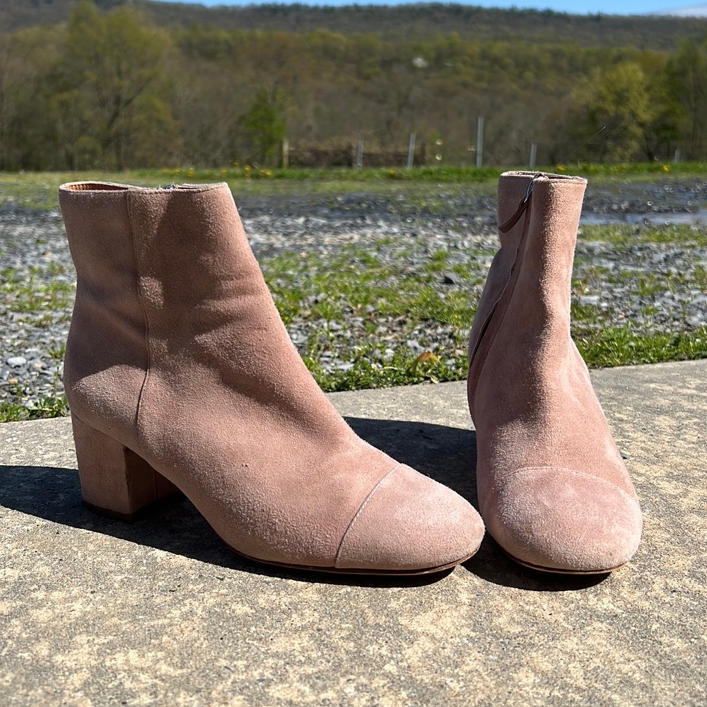 Halogen Booties